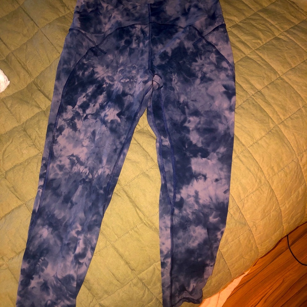 LULULEMON LEGGINGS